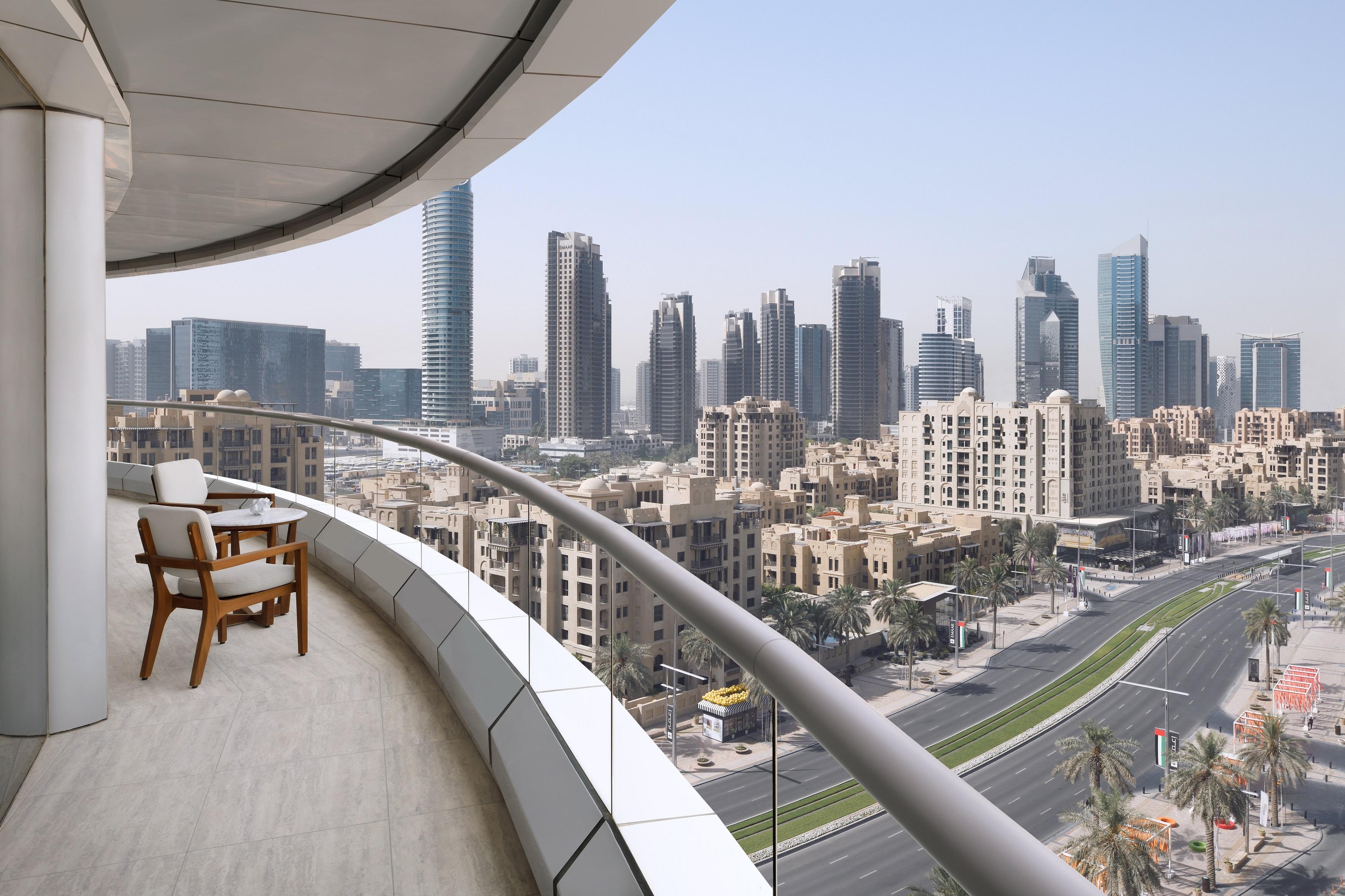 Address Downtown Hotel Dubai Luaran gambar View from the balcony of a typical apartment