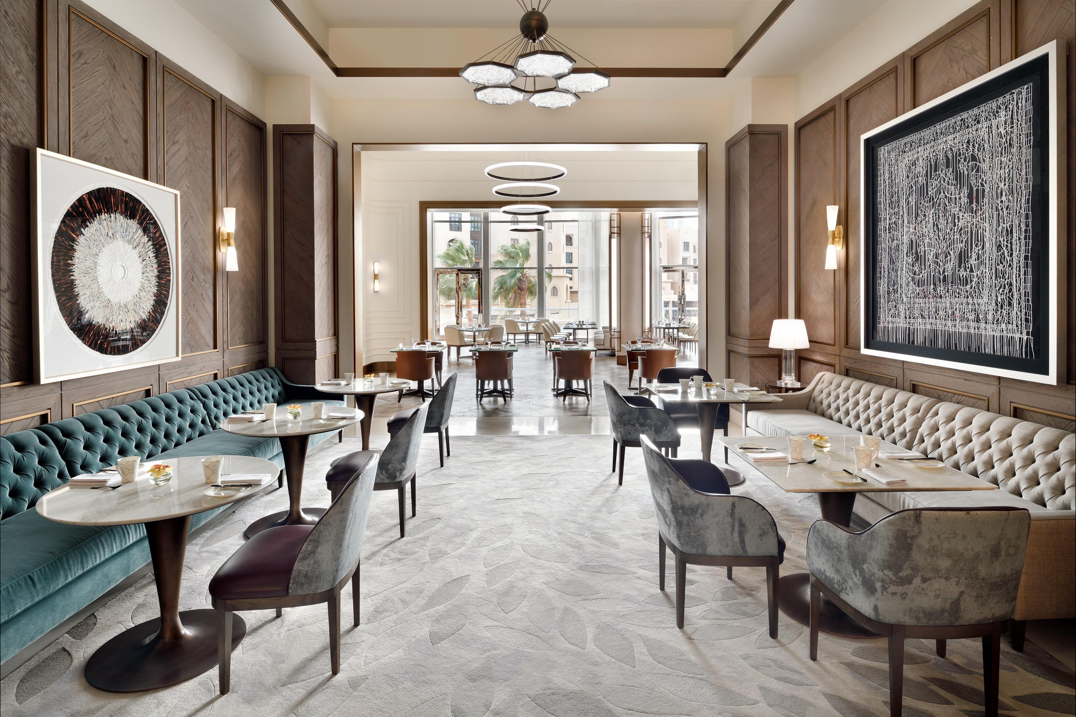 Address Downtown Hotel Dubai Luaran gambar The restaurant's interior