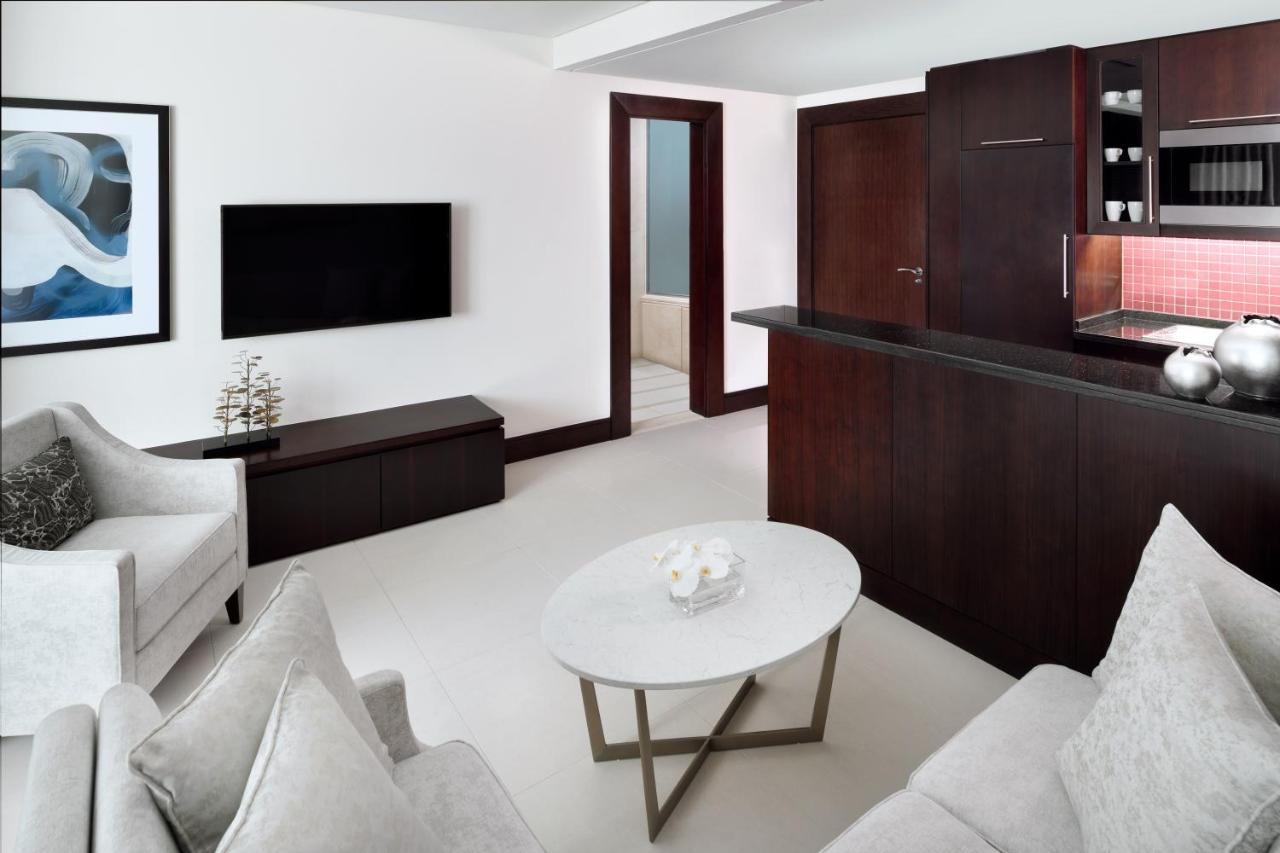 Address Downtown Hotel Dubai Luaran gambar A typical apartment